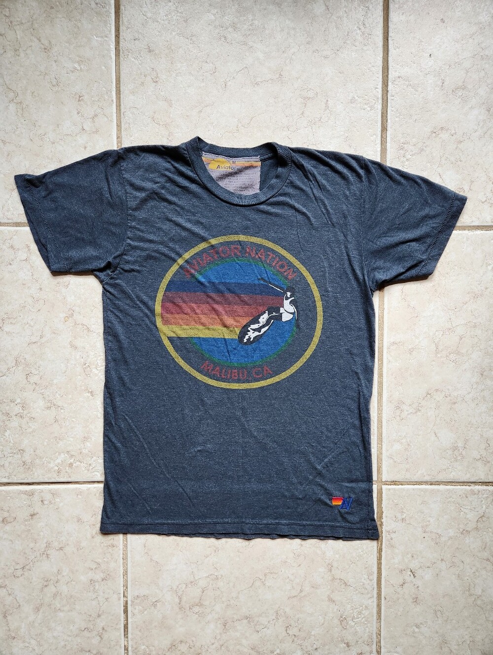 ​Aviator Nation Malibu CA Surfer Graphic Tee Shirt Medium Charcoal Gray